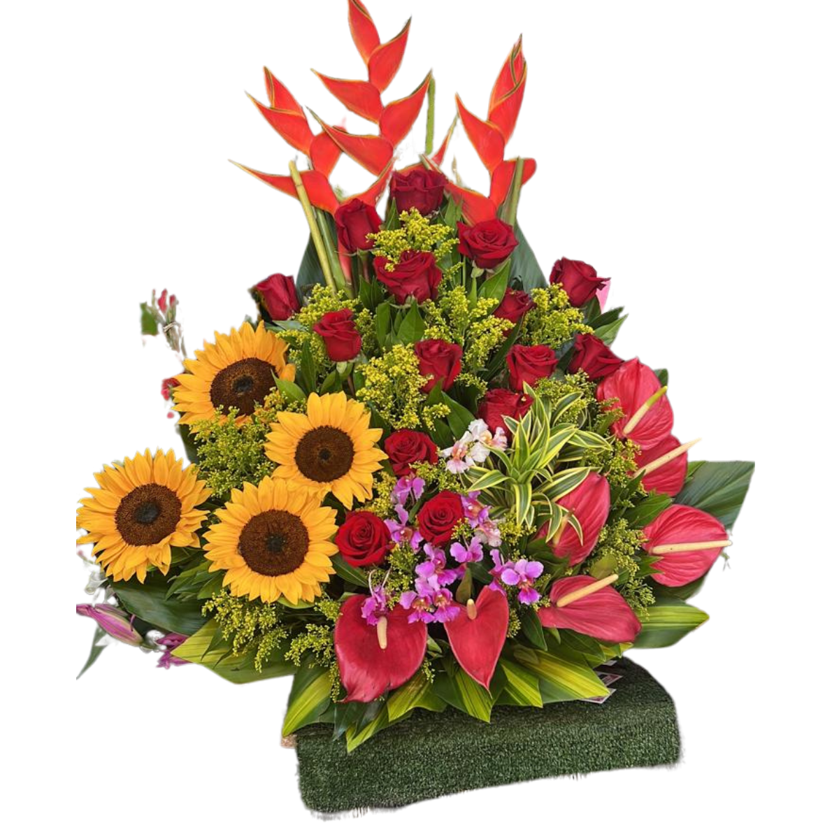 Arreglo de girasoles rosas rojas y anturios para cumpleaños